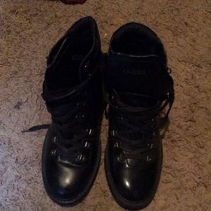 Guess boots
